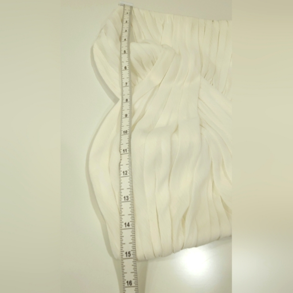 David's Bridal White Crinkle Chiffon Wedding Dress – Size 2 - Picture 16 of 17